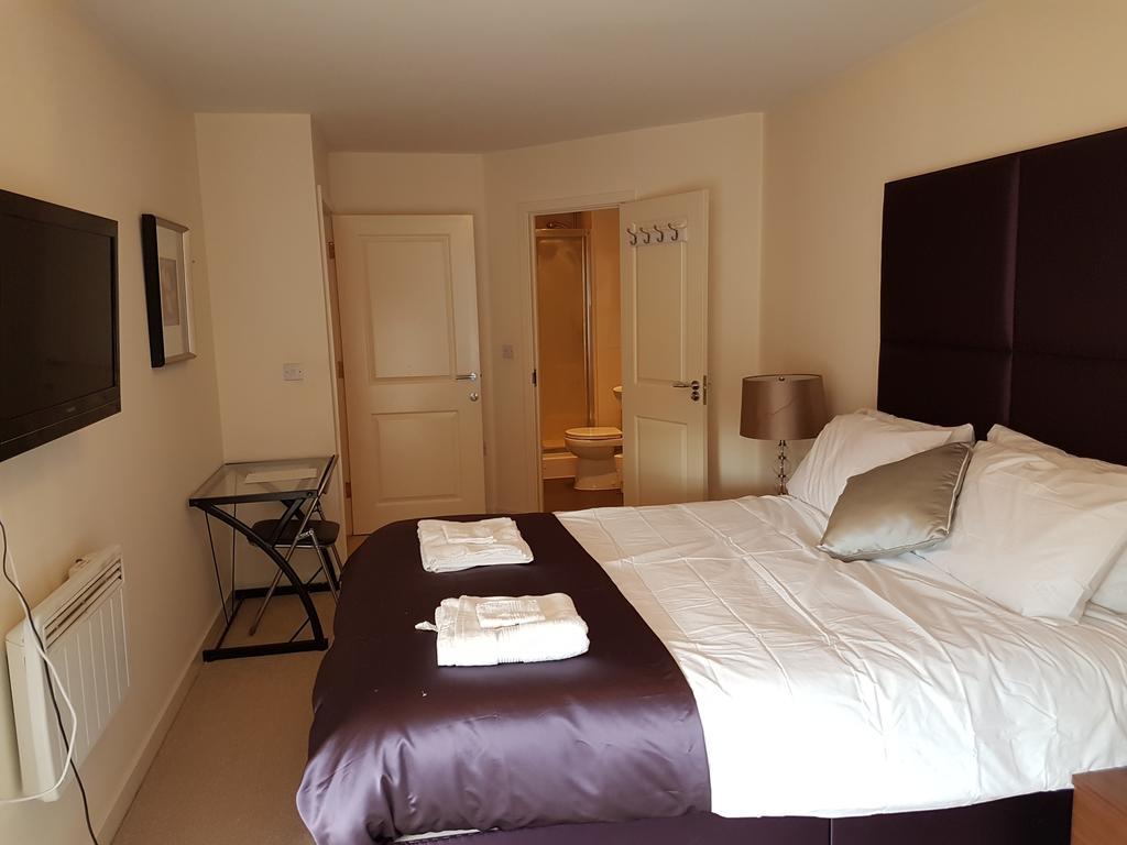 Two Bedrooms, Two Bath, Up To 3 Beds 1 Sofa - Slough Windsor Legoland Kültér fotó