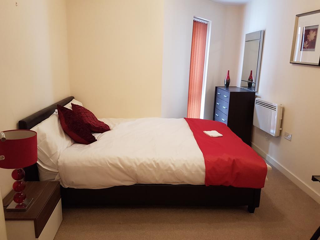 Two Bedrooms, Two Bath, Up To 3 Beds 1 Sofa - Slough Windsor Legoland Kültér fotó