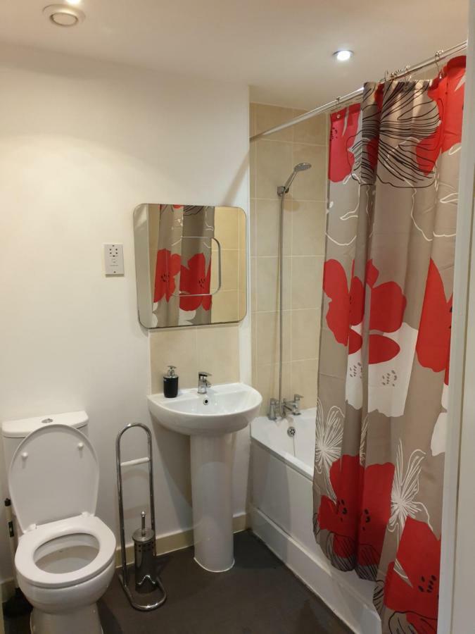 Two Bedrooms, Two Bath, Up To 3 Beds 1 Sofa - Slough Windsor Legoland Kültér fotó